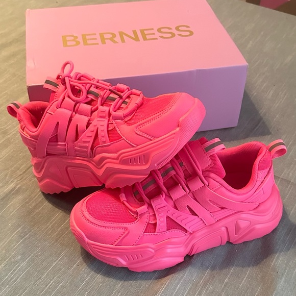 Shoes - Bernese Briella Sneakers